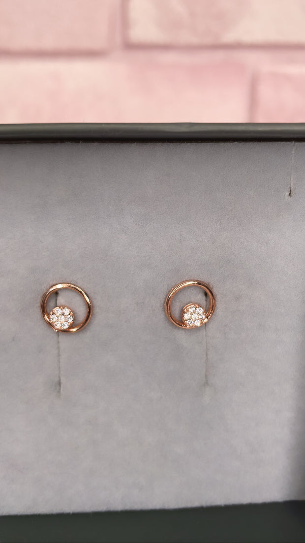 Rose Gold & Diamond Earring